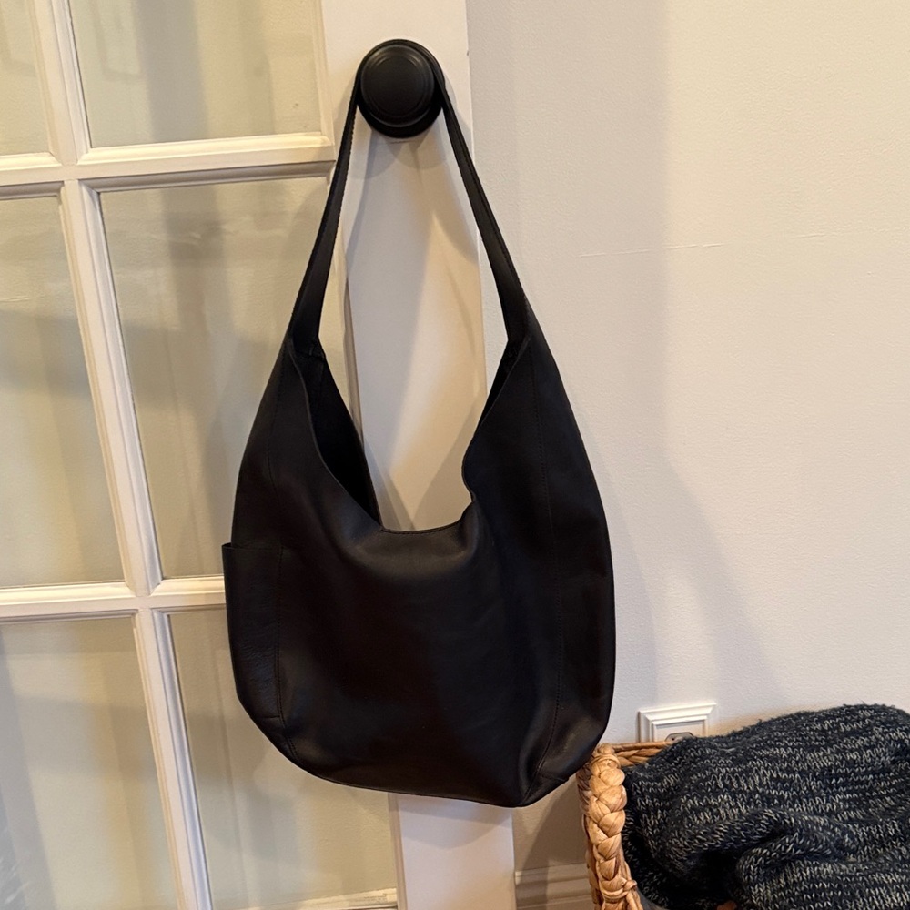 Madewell Shoulder Hobo Bag! Excellent condition!